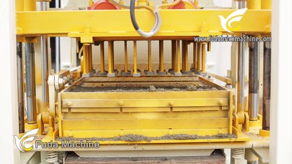 QT4 18 automatic block making machine working video Whatsapp: 008615168958352