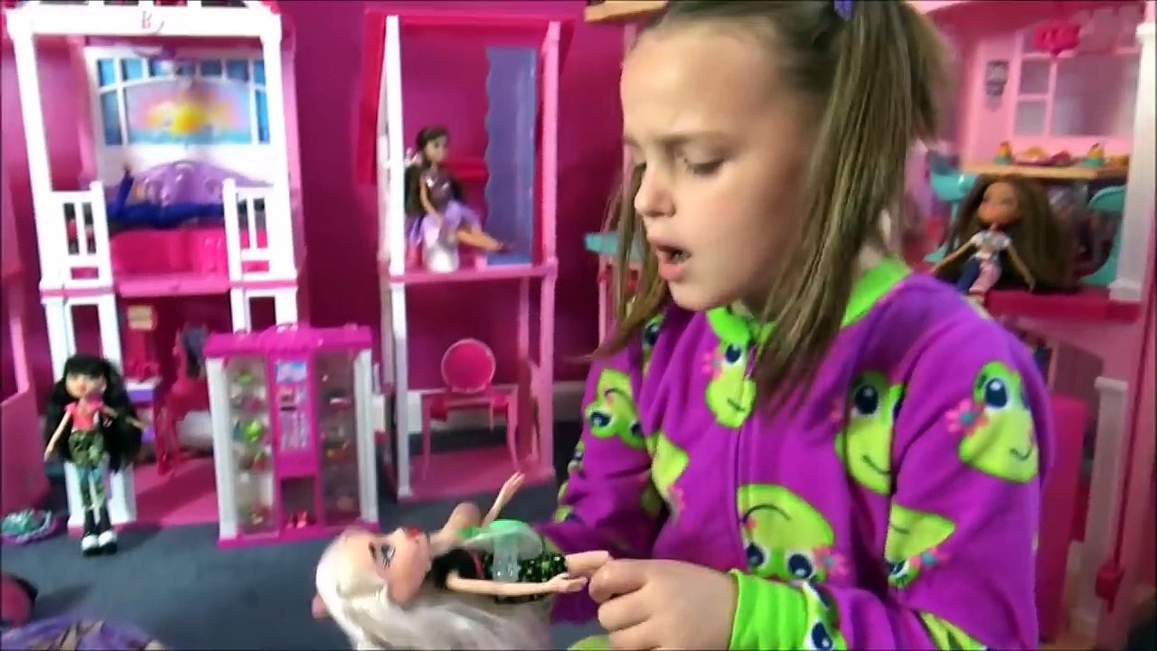 3 Bad Babies Victoria Annabelle Baby Daddy Hidden Surprise Eggs Toy Freaks 1