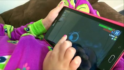 Bad Baby Annabelle Make Up Fail Vs Victoria Toy Freaks Family Hidden Surprise Egg