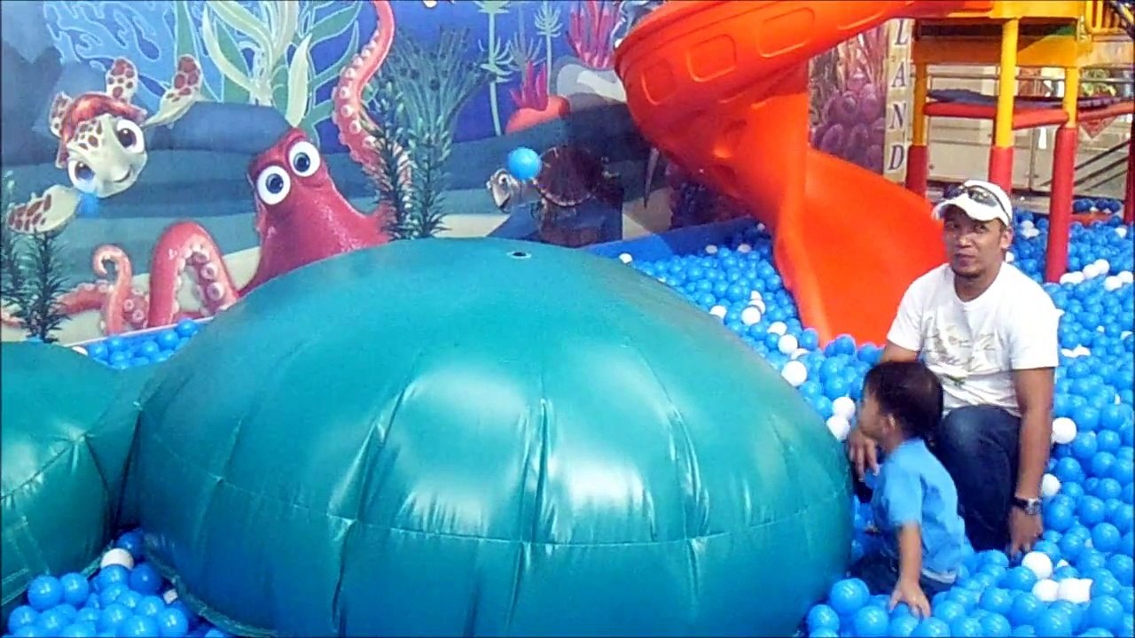 Kids' Fashion Amazing Ball House Father & Son Bonding Kids' Fashion