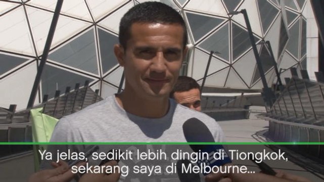 VIRAL: Sepakbola: Cahill Kembali Bertemu Patung Lilin Dirinya