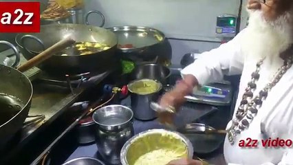 indian street food anand (GUJARAT) kathiyawadi kaka na bhajiya _ gathya