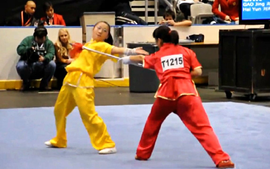 Insanely Awesome Spear Dodging Performance