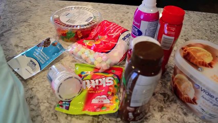 Bad Baby Giant Ice Cream Sundae Fail - Toy Freaks Out!-7aBKBfLQZqE