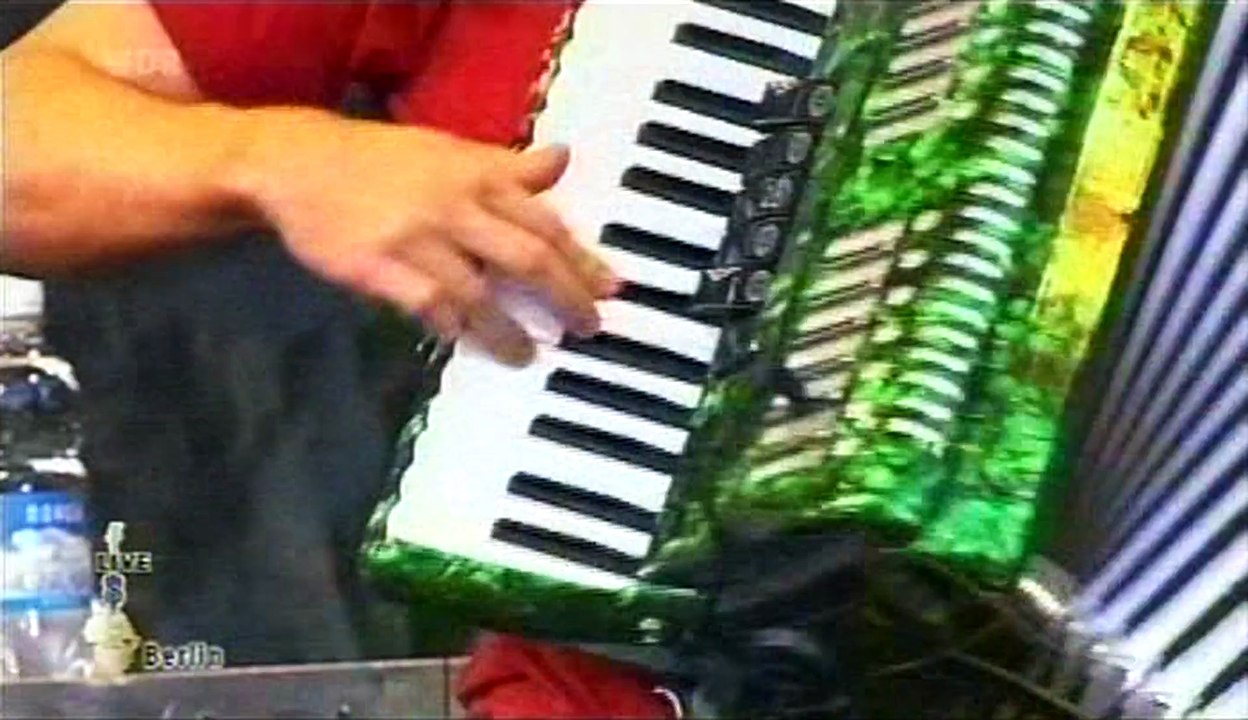 Live 8 (Germany): Green Day - Minority