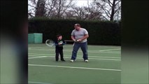 Tiens! Dans les boules! Fail au tennis