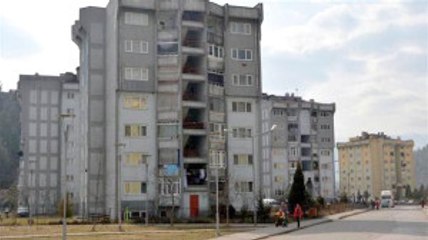 Asansör Mühürlendi, Engelli Vatandaşlar 8 Aydır Dışarıya Çıkamıyor