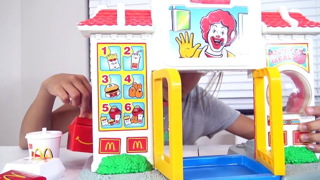 MCDONALDS DRIVE THRU TOY Pretend Play Food w_ Joker Sophia Sarah Kids Toys In Real Life-bxXIPvzYtk4