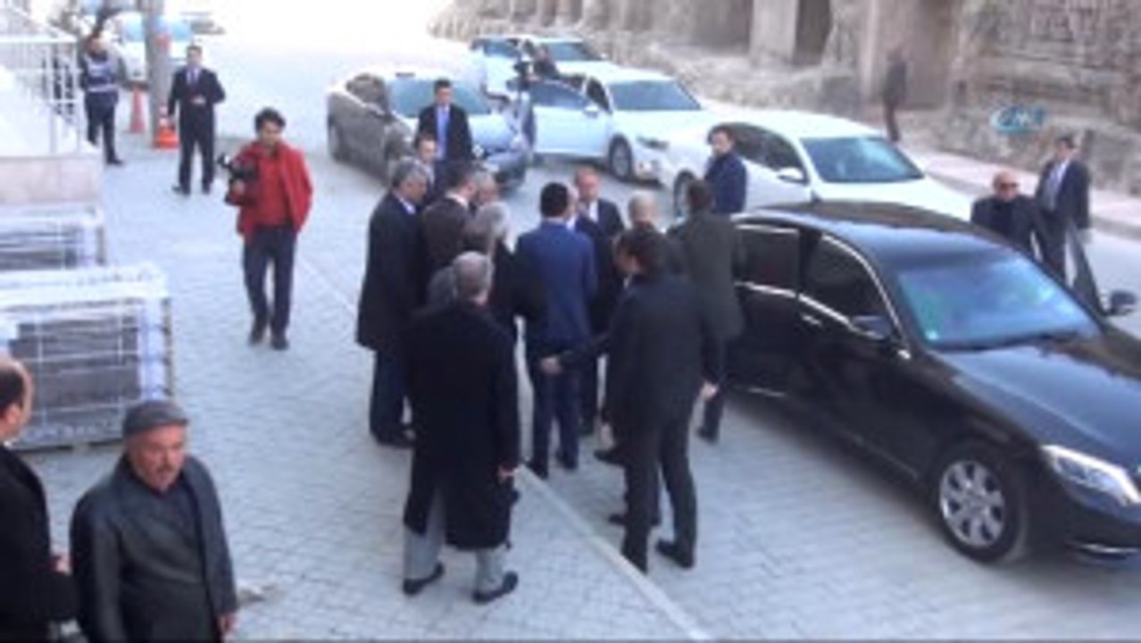 Mardin) Bakan Elvan: "Terörle Sonuna Kadar Mücadele Edeceğiz"