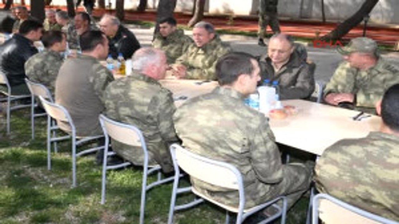 Kilis Genelkurmay Başkanı Orgeneral Akar Gaziantep ve Kilis Bölgesini Ziyaret Etti