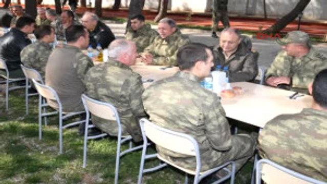 Kilis Genelkurmay Başkanı Orgeneral Akar Gaziantep ve Kilis Bölgesini Ziyaret Etti