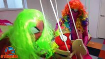 Congelados Elsa Obtiene arco iris CABELLO HECHIZO! w/ Spiderman Maléfica Joker Rosa Spidergirl! Superh