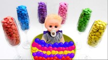 Learn Colors Baby Doll Bath Time M&Ms Chocolate Candy How to Bath Baby Videos Toddler Pre