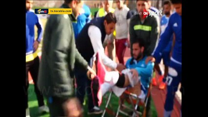 بكاء اللاعب عمر سعد عقب اصابته بالرباط الصليبي وخروجه الي الاسعاف