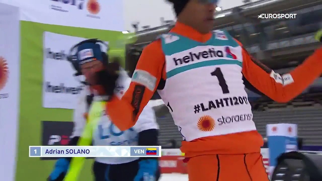 Un skieur enchaîne les chutes lors des championnats du monde de ski nordique