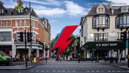 David Bowie Fans Are Crowdfunding a 3-Story Lightning Bolt