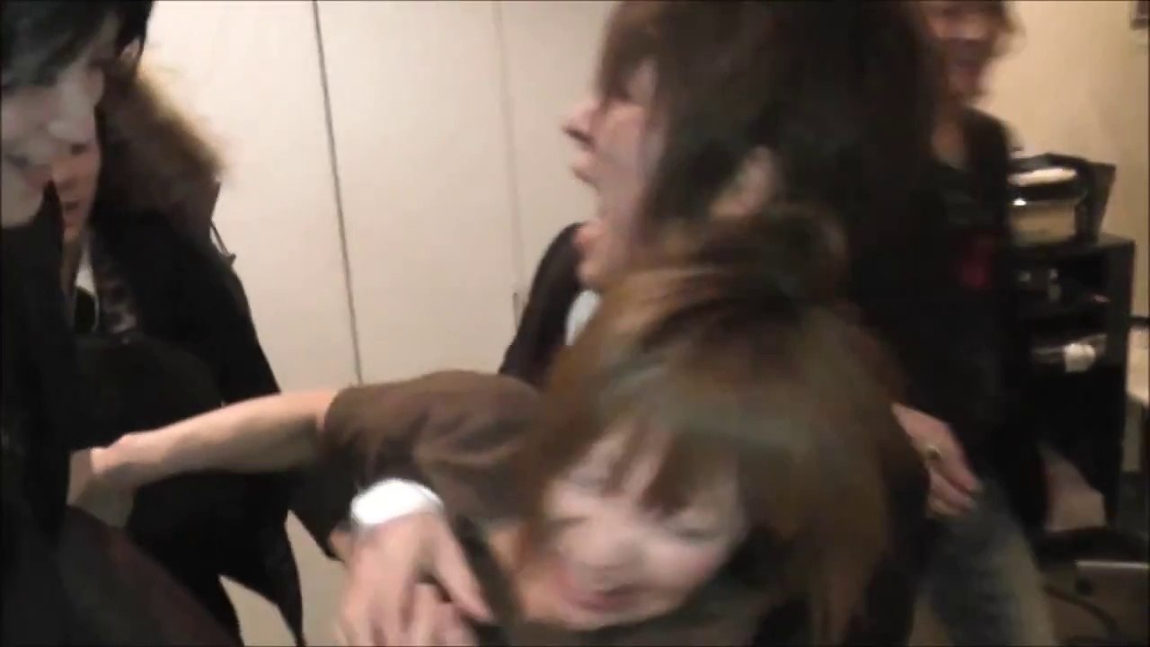 ホストクラブで暴れる客の送り出し,酔いっぷりが可愛いお客さん_名古屋 ホスト