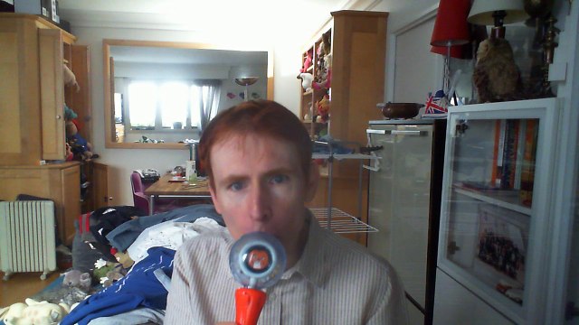 Wiwi égratigne das ist de Jad Wio