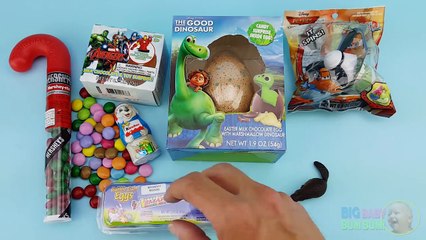 Holiday Surprise Egg Candy Party! Opening Candy Filled Surprise Eggs! Part 7