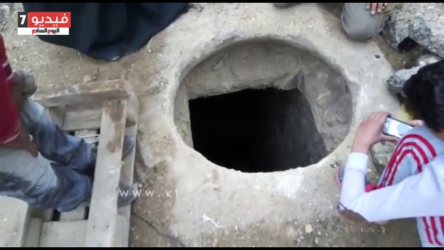 شاب ينقذ طفلة من الموت بعد سقوطها فى بالوعة بدون غطاء فى الهرم