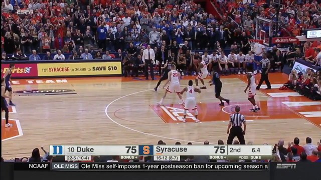 John Gillon (Syracuse) au buzzer pour battre Duke
