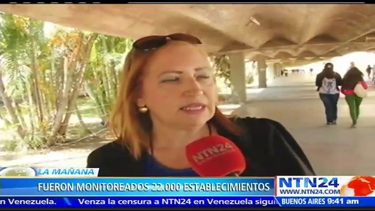 Alta inflación en Venezuela lleva a muchos a dormir en sus carros por no poder pagar el alquiler de sus viviendas