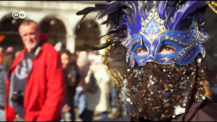 Lujosos disfraces en el carnaval de Venecia | Euromaxx