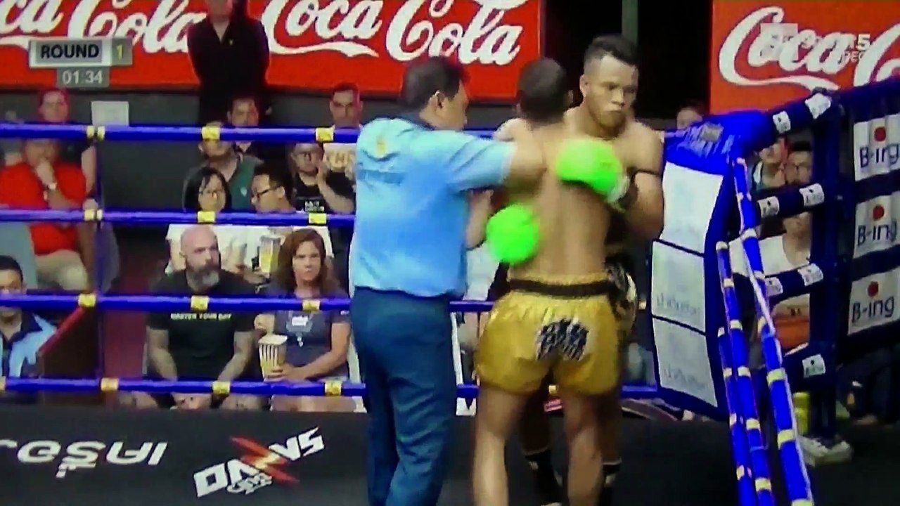 Fabio PINCA vs MANAOWAN BEST OF SIAM X RAJADAMNERN STADIUM 23.2.2017 BANGKOK THAILANDE