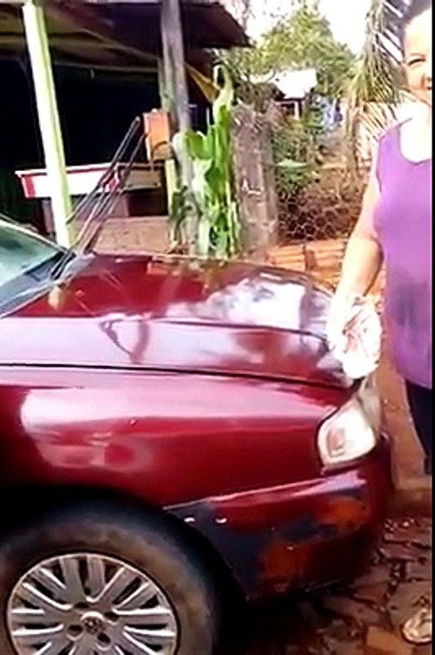 Pra que gastar com cera quando se tem azeite