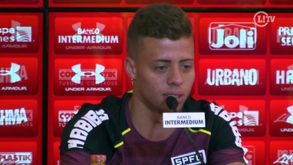 Pupilo? Lucas Fernandes exalta aprendizado com Ceni nos treinos de falta
