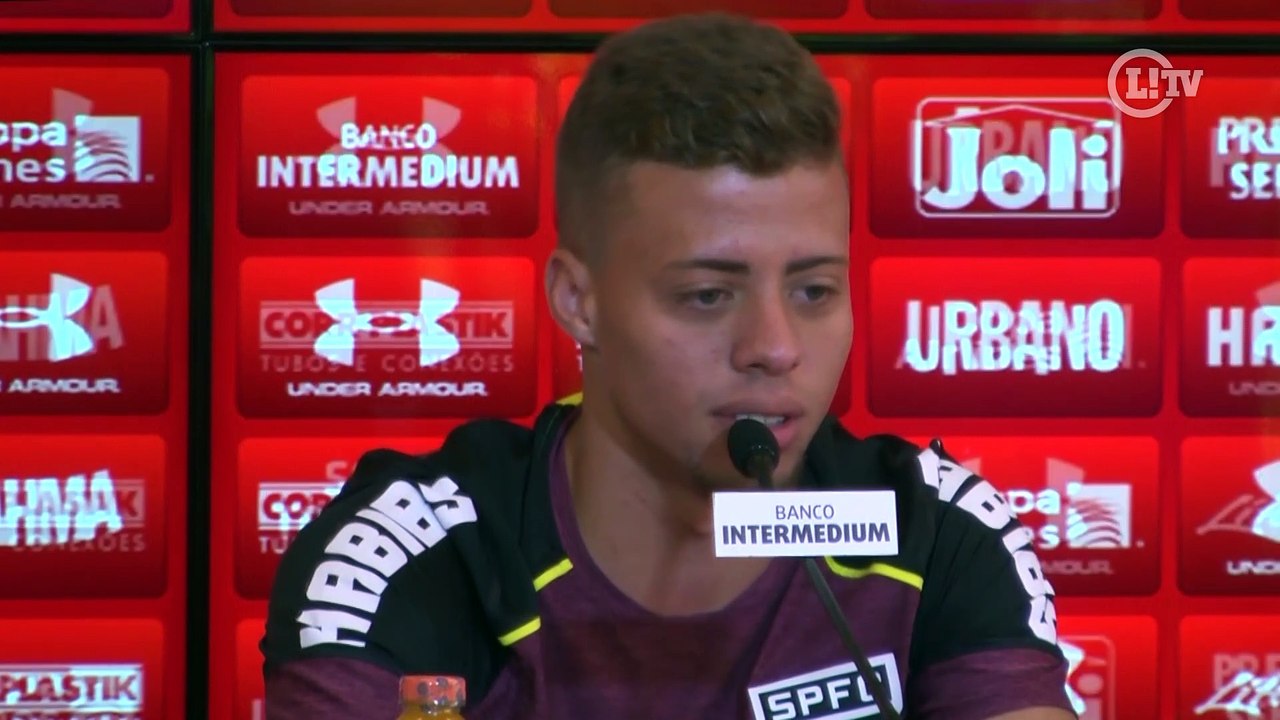 Pupilo? Lucas Fernandes exalta aprendizado com Ceni nos treinos de falta