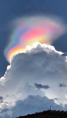 Singapour - Un arc-en-ciel de feu étonne les habitants