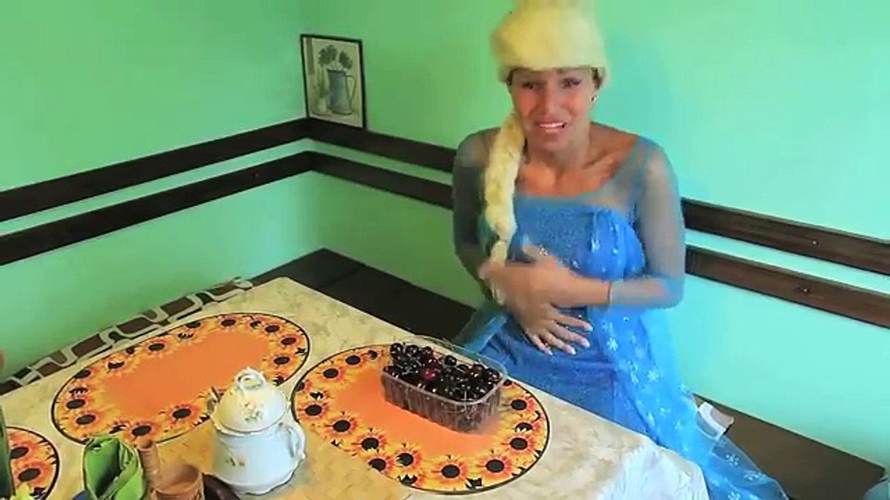 Double Pregnant FROZEN ELSA vs DOCTOR! w/ Spiderman vs Joker Maleficent Hulk Baby - Superh