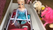 Pixar de Disney Frozen Elsa エルサ GIÁ ELSA y Barbie Барби Coche Juguetes | la Princesa de las Niñas Juguetes de Barbie