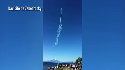 Horror as giant UFO almost collides with air force jet above crowd of people at aerobatics show