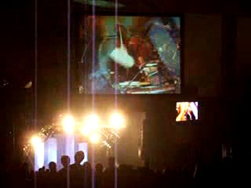 Muse - Take a Bow, Download Festival, 09/30/2006