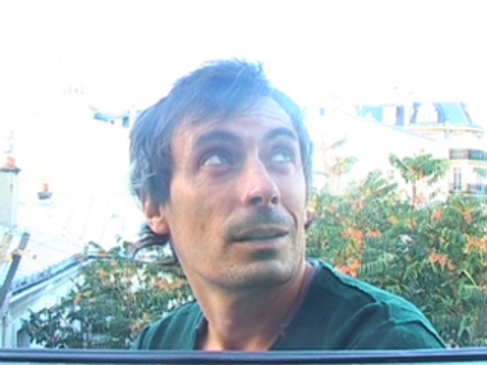 BENOIT SOLES : CONFESSiON SUR LES TOITS