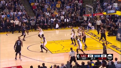 Draymond Green Kicks Blake Griffin
