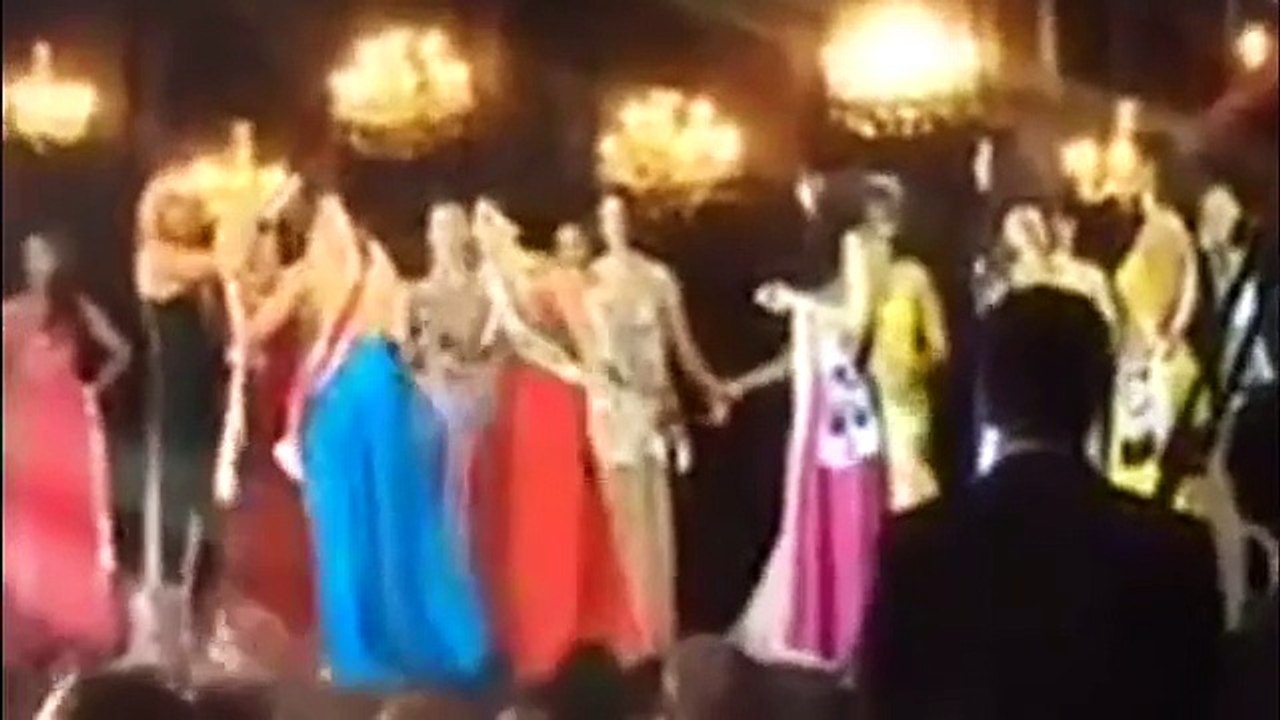 Miss_Amazonie___déçue,_elle_arrache_la_couronne_de_la_gagnante