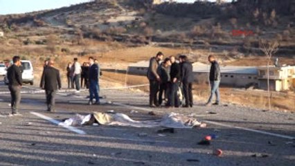 Adıyaman Gölbaşı'da Kaza 4 Ölü, 2 Yaralı Ek Görüntülerle Yeniden