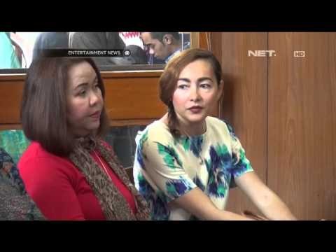 Dewi Rezer Kecewa Suami Tidak Hadir di Sidang Cerai