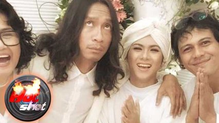 Hot Shot Seruuu: Dikabarkan Cerai, Ini Jawaban Istri Aming - Hot Shot 24 February 2017