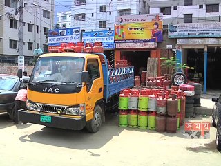 'গ্যাসের দাম বাড়ালেও জ্বালানি ব্যয়ে ভারসাম্য আসবে না'