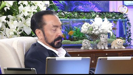 Evrim bilim değildir, tesadüflere dayanan hurafedir.