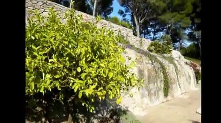 VILLA LA CADIERE T8 de 160 m2 Emplacement exceptionnel 8900 m² de terrain - Rare a la vente