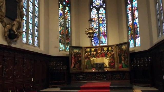 Ce pianiste reprend « Chop Suey! » (System Of A Down) dans une eglise