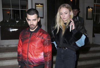 Joe Jonas & Sophie Turner Enjoy A Swanky Dinner In London
