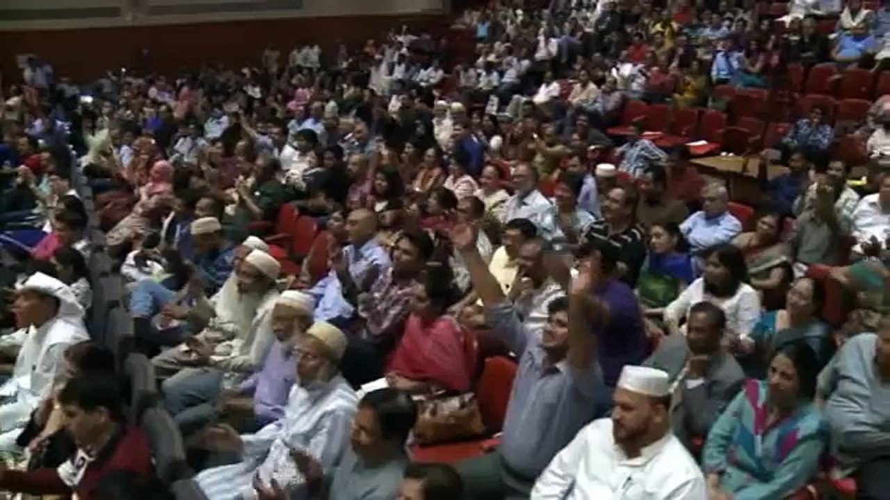 Dr Kumar Vishwas – Mushaira in Dubai-720p HD