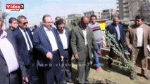 بالفيديو..محافظ بنى سويف يتفقد أعمال تجميل وتشجير منطقة كورنيش النيل