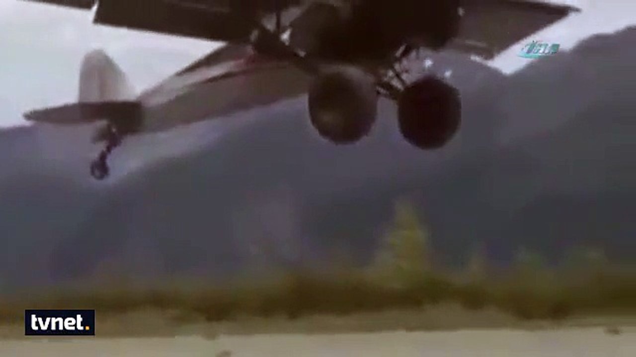 Kendini helikopter sanan uçak